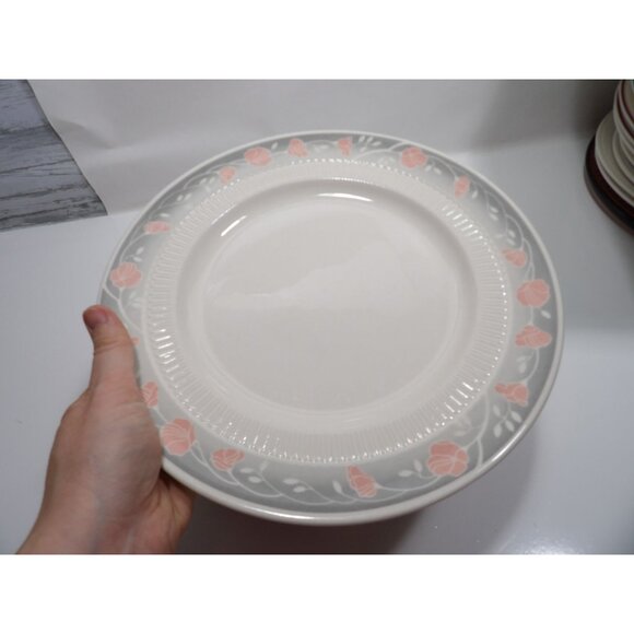 Syracuse China Maymont Dinner Plate Gray Pink Floral Vintage Collectible - Picture 5 of 6